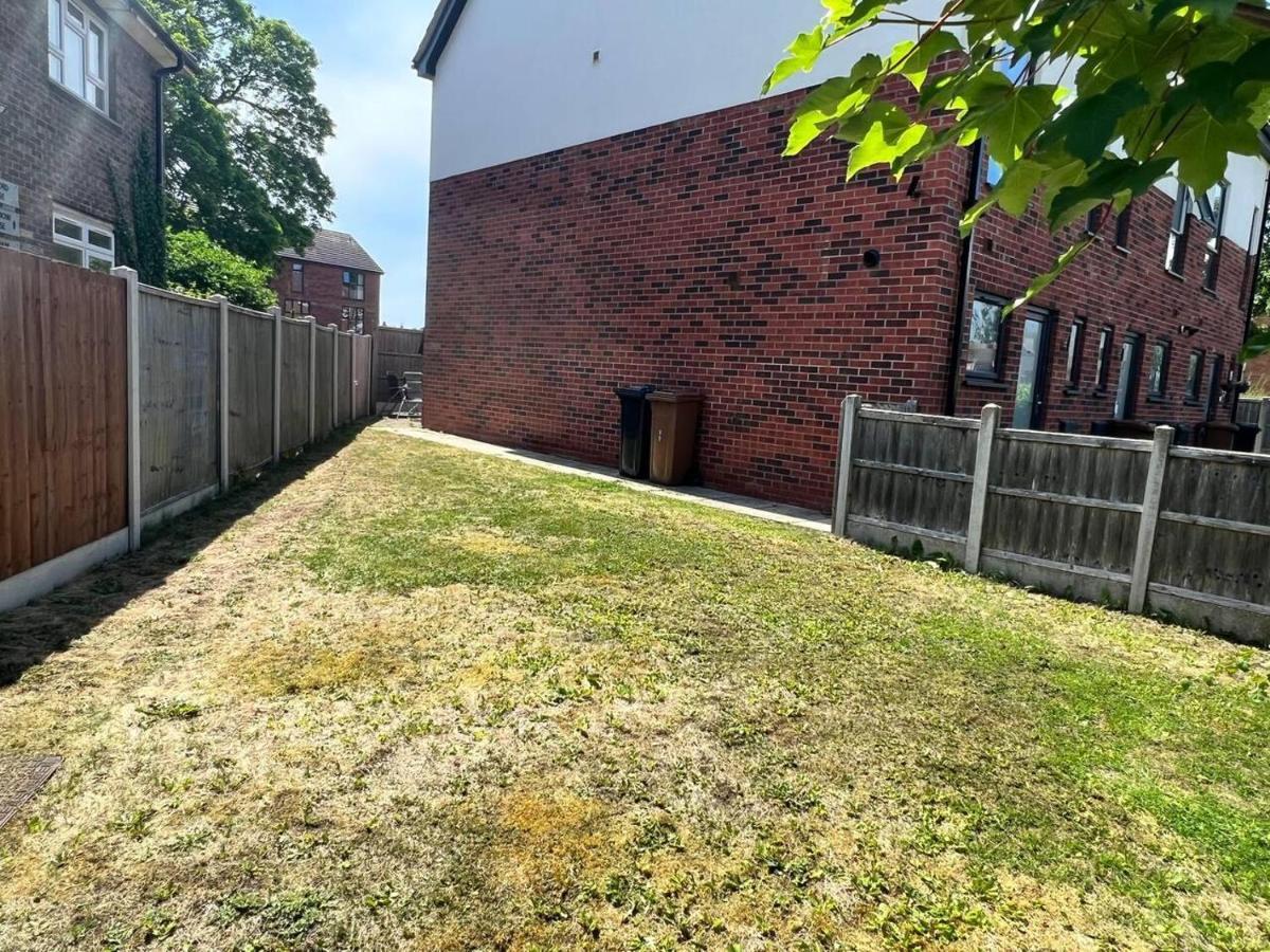 Beautiful 4-Bed House In Lincoln- Close To Centre Kültér fotó